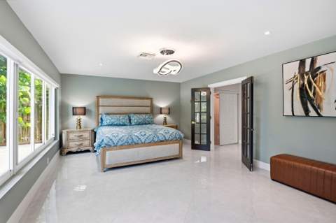 4760 NE 17th Avenue, Oakland Park FL - photo 19 of 52