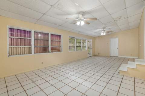 324 Albemarle Road, West Palm Beach FL - photo 12 of 35