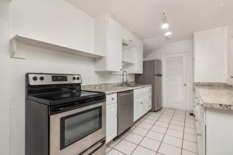 324 Albemarle Road, West Palm Beach FL - photo 14 of 35