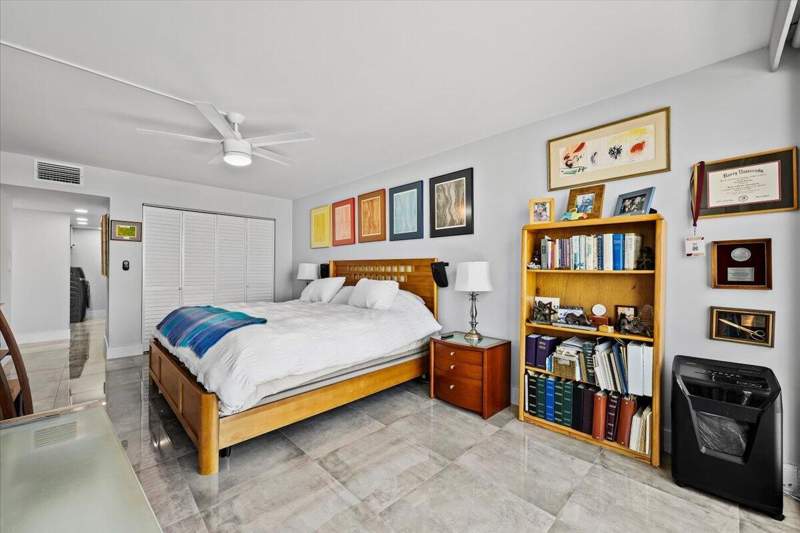 2 bedroom Condominium at 120 Lakeshore Drive #4360, OLD PORT COVE CONDO THREE, North Palm Beach — photo 5