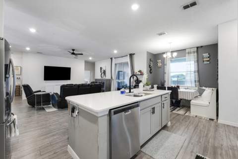 1016 SW Paar Drive, Port St. Lucie FL - photo 18 of 55