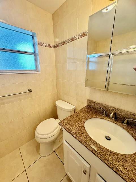 2901 NW 46th Avenue #405, Lauderdale Lakes FL - photo 11 of 21