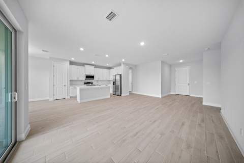 380 SW Kestor Drive, Port St. Lucie FL - photo 6 of 12
