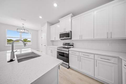 380 SW Kestor Drive, Port St. Lucie FL - photo 8 of 12