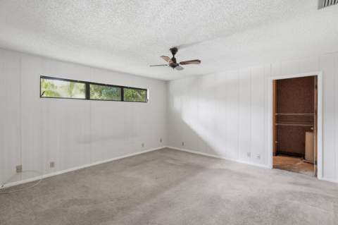 596 Greenwood Drive, Jupiter FL - photo 14 of 45