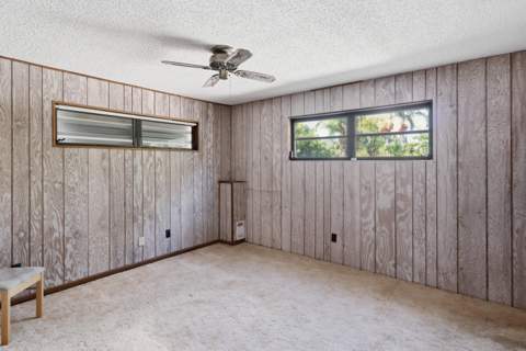 596 Greenwood Drive, Jupiter FL - photo 23 of 45