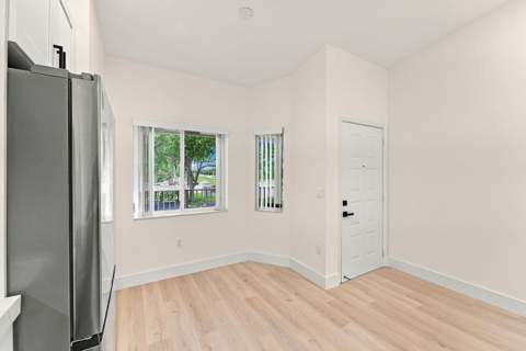 5876 Regal Glen Drive #201, Boynton Beach FL - photo 8 of 31