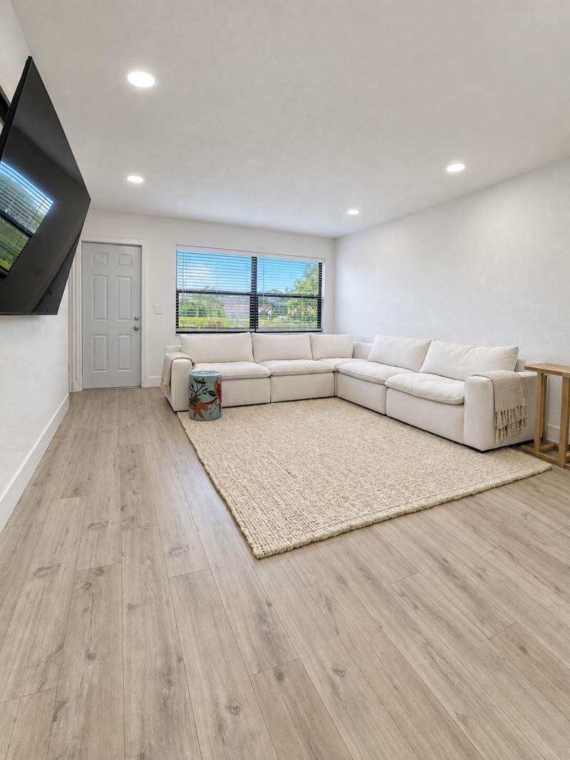 2 bedroom Condominium at 3107 SW 20th Terrace #20C1, Delray Oaks Condo, Delray Beach — photo 2