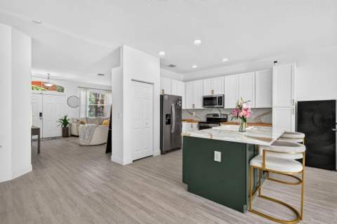 7907 Winter Garden Parkway, Fort Pierce FL - photo 13 of 51