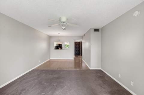 7245 Golf Colony Court, Greenacres FL - photo 12 of 40