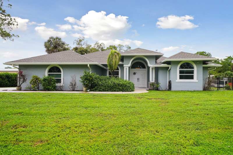 3 bedroom Single Family Residence at 16395 E Hialeah Drive, Unincorporated, The Acreage — photo 1