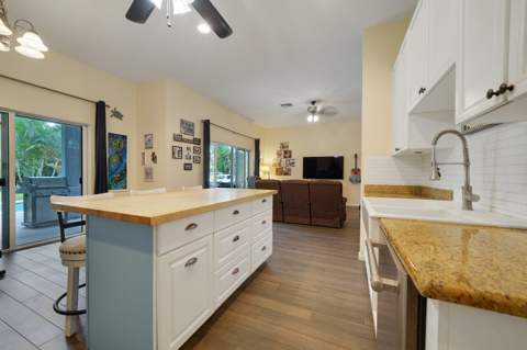 16395 E Hialeah Drive, The Acreage FL - photo 15 of 50