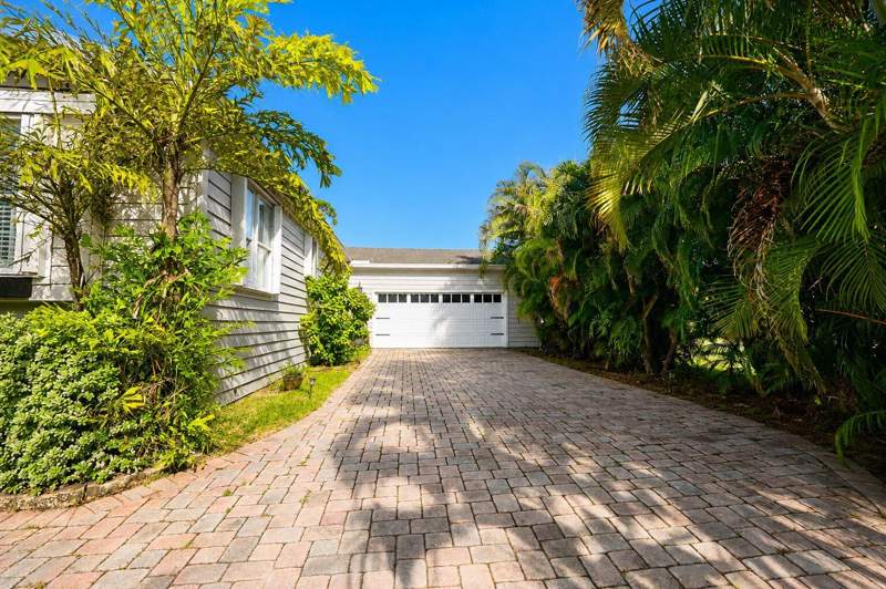 3 bedroom Manufactured Home at 6164 N Ironwood Lane, Maralago Cay, Atlantis — photo 3