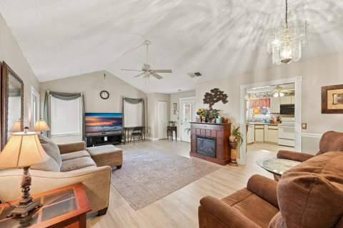 5215 W Canal Circle, Lake Worth FL - photo 10 of 38