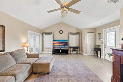 5215 W Canal Circle, Lake Worth FL - photo 12 of 38