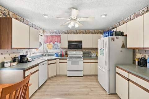 5215 W Canal Circle, Lake Worth FL - photo 15 of 38