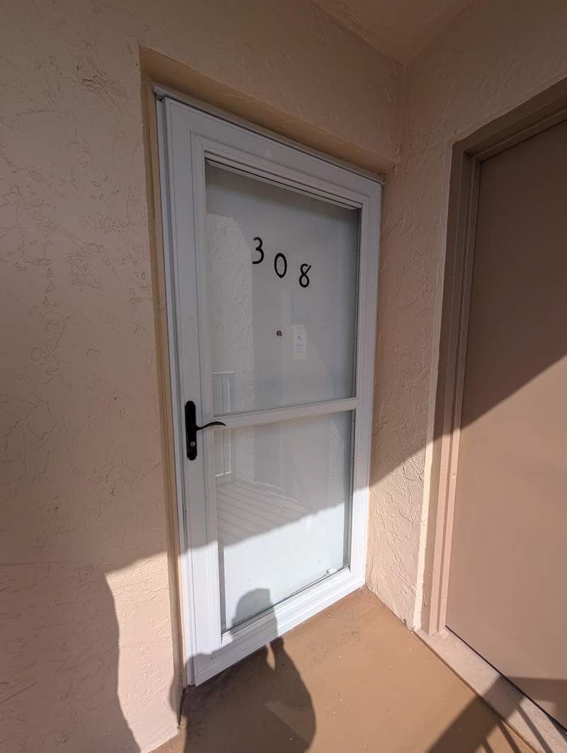 2 bedroom Condominium at 1024 SE 5th Avenue #308, Meadowbrook Lakes Condo, Dania Beach — photo 2