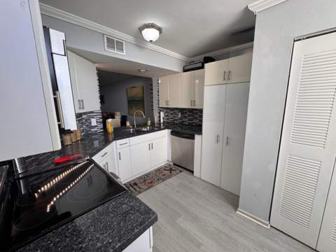 115 Lake Emerald Drive #410, Oakland Park FL - photo 10 of 45