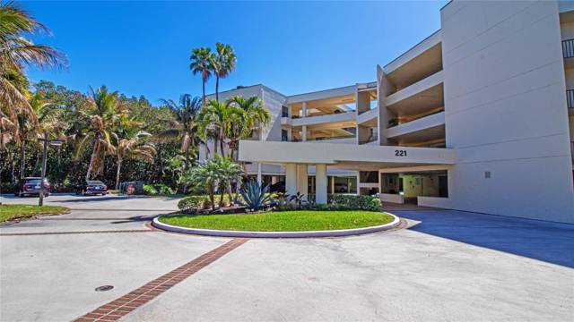 221 NE PLANTATION Road #213, home for sale in Hutchinson Island