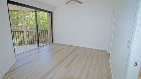 221 NE Plantation Road #213, Hutchinson Island FL - photo 13 of 34