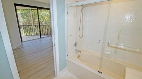 221 NE Plantation Road #213, Hutchinson Island FL - photo 18 of 34