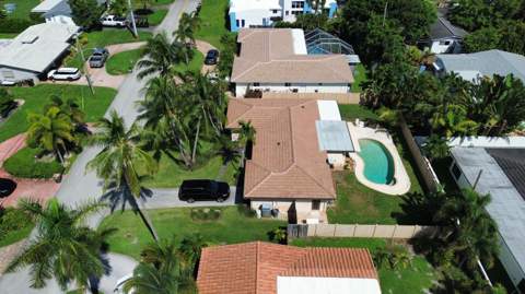 2630 NE 53rd Court, Lighthouse Point FL - photo 6 of 6