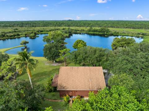 5051 Tozour Road, Fort Pierce FL - photo 11 of 26