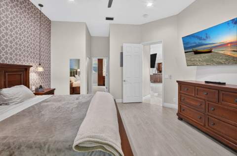 5351 Ventura Drive, Delray Beach FL - photo 21 of 51