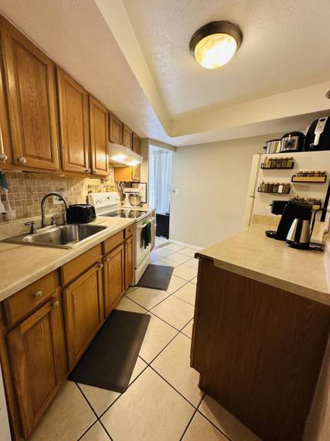 6902 Environ Boulevard #1c, Lauderhill FL - photo 11 of 13