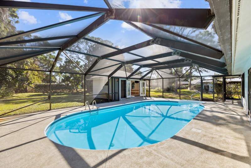 3 bedroom Single Family Residence at 571 NE Town Terrace, Pinecrest Lakes, Jensen Beach — photo 5