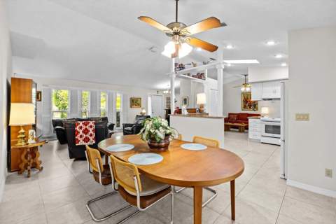 571 NE Town Terrace, Jensen Beach FL - photo 13 of 46