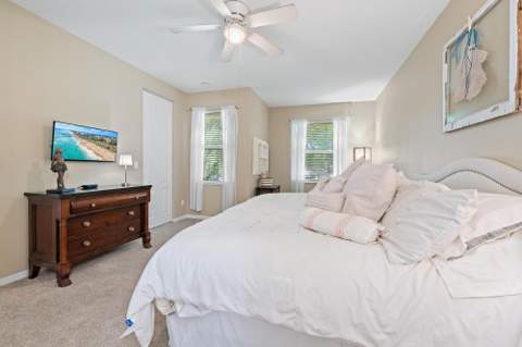 4673 Mediterranean Circle, Palm Beach Gardens FL - photo 15 of 28