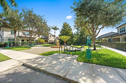 4673 Mediterranean Circle, Palm Beach Gardens FL - photo 20 of 28