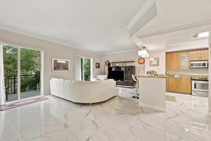 2 bedroom Condominium at 2601 NE 14th Avenue #306, Wilton Station Res Condo, Wilton Manors — photo 2