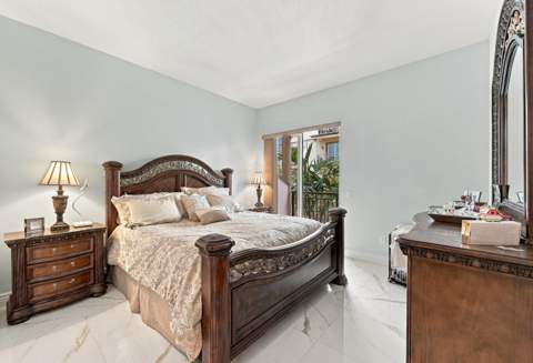 2601 NE 14th Avenue #306, Wilton Manors FL - photo 18 of 45