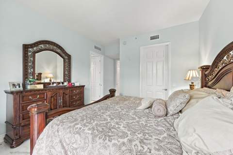 2601 NE 14th Avenue #306, Wilton Manors FL - photo 22 of 45