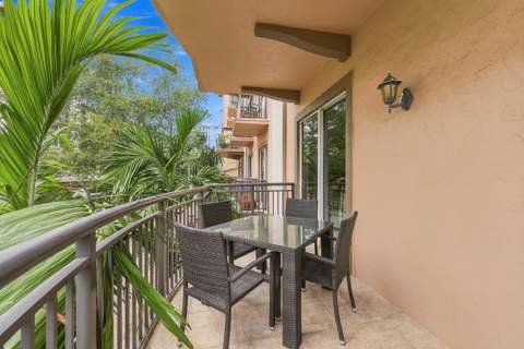 2601 NE 14th Avenue #306, Wilton Manors FL - photo 17 of 45