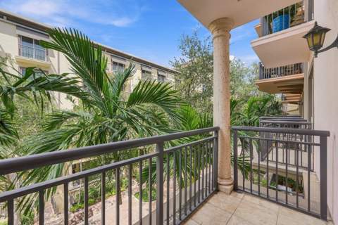 2601 NE 14th Avenue #306, Wilton Manors FL - photo 21 of 45