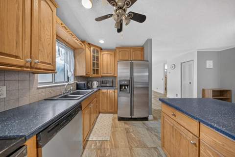 9811 SW 57th Street, Cooper City FL - photo 6 of 27