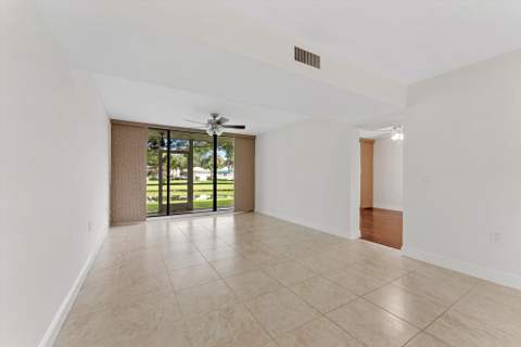 6205 Balboa Circle #102, Boca Raton FL - photo 9 of 37