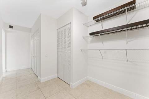 6205 Balboa Circle #102, Boca Raton FL - photo 22 of 37