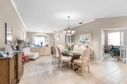 10665 Royal Caribbean Circle, Boynton Beach FL - photo 7 of 27