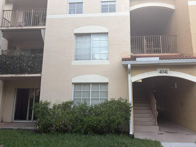 2 bedroom Condominium at 4041 San Marino Boulevard #105, Emerald Isle At Laguna Lakes Condo, West Palm Beach — photo 1