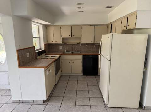 2924 NW 9th Terrace, Wilton Manors FL - photo 14 of 18