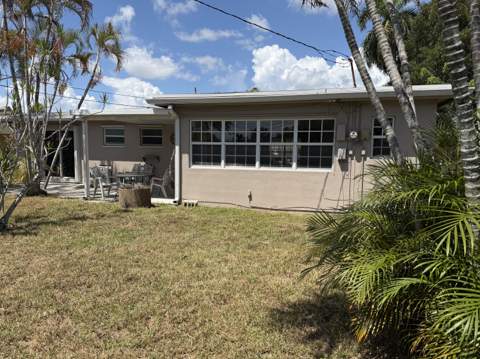 2924 NW 9th Terrace, Wilton Manors FL - photo 6 of 18