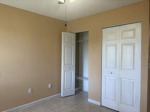 2200 White Pine Circle #B, Greenacres FL - photo 18 of 37