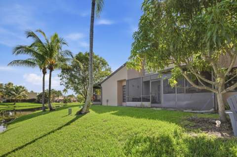 9523 NW 38th Place, Sunrise FL - photo 20 of 35