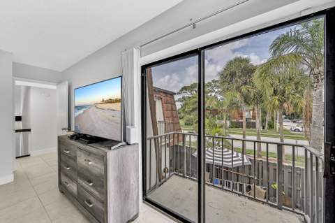 2228 White Pine Circle #A, Greenacres FL - photo 20 of 30
