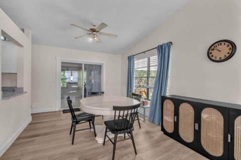 4775 Brook Drive, West Palm Beach FL - photo 10 of 37