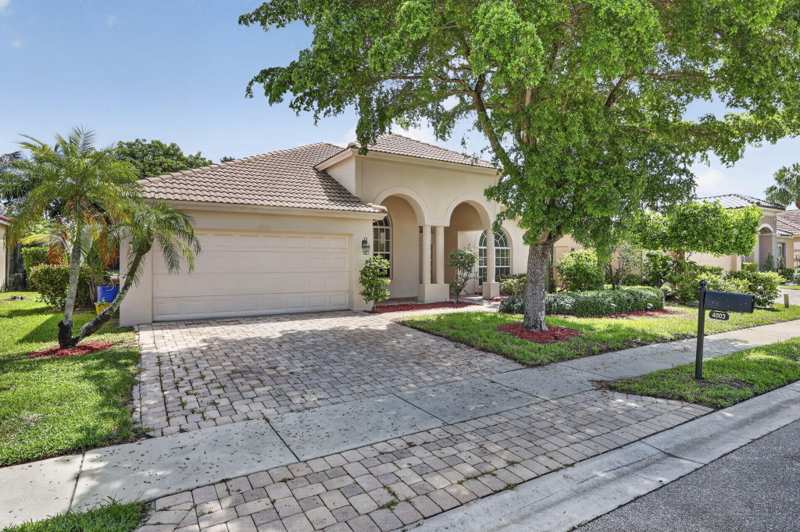 4 bedroom Single Family Residence at 4003 W Hamilton Key, Hamilton Bay Sec 2, West Palm Beach — photo 1